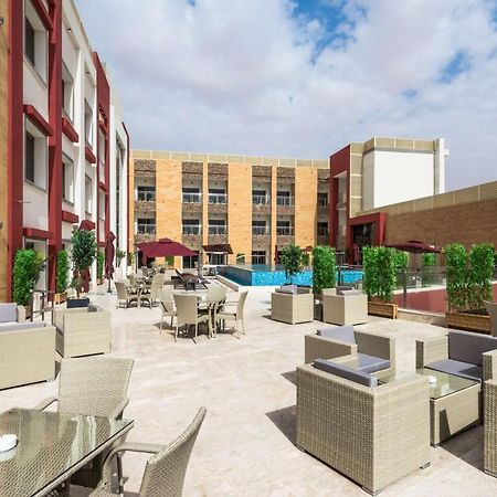 Best Western Plus Al Qurayyat City Center 外观 照片