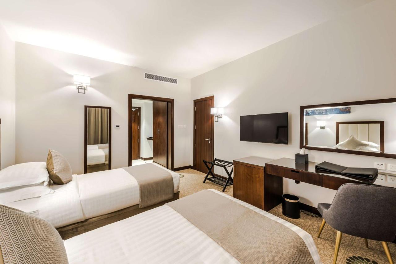 Best Western Plus Al Qurayyat City Center 外观 照片