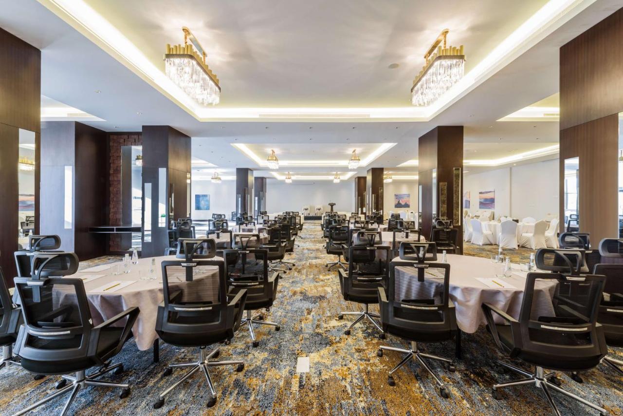 Best Western Plus Al Qurayyat City Center 外观 照片