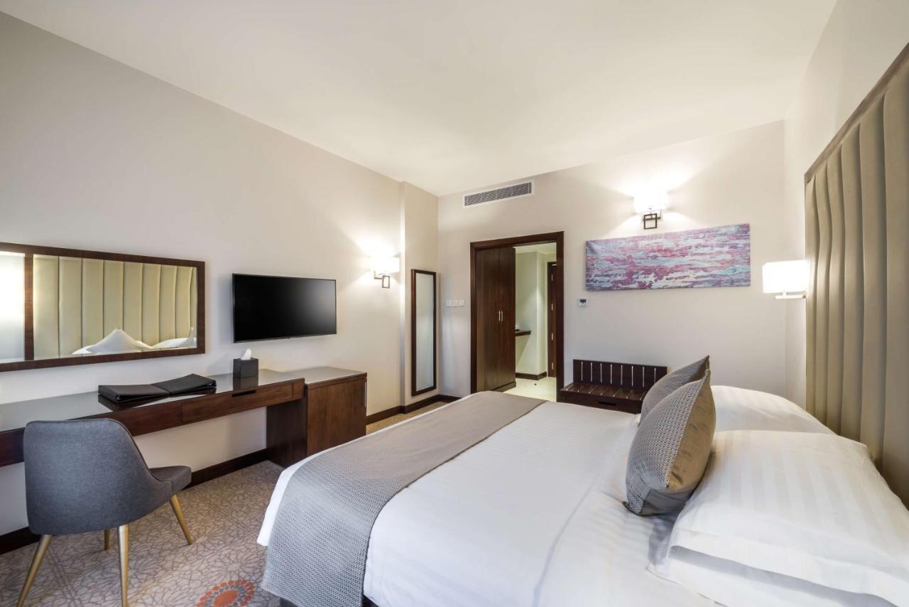 Best Western Plus Al Qurayyat City Center 外观 照片
